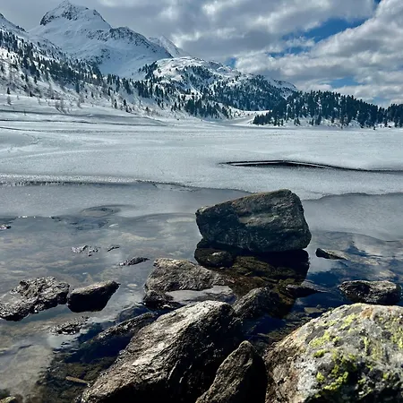 Gaestehaus Schneeberger マトライ・イン・オストティロル