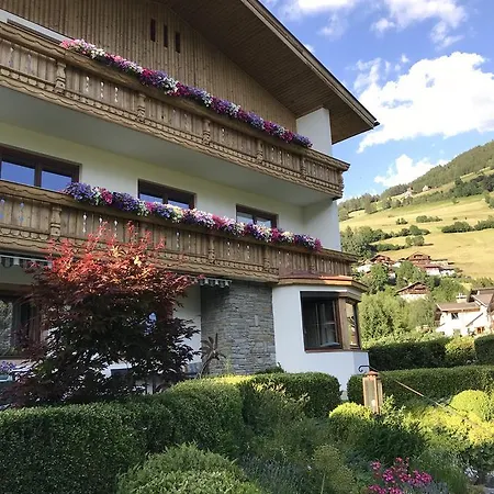 Gaestehaus Schneeberger 东蒂罗尔地区马特赖