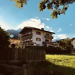 Gaestehaus Schneeberger *
